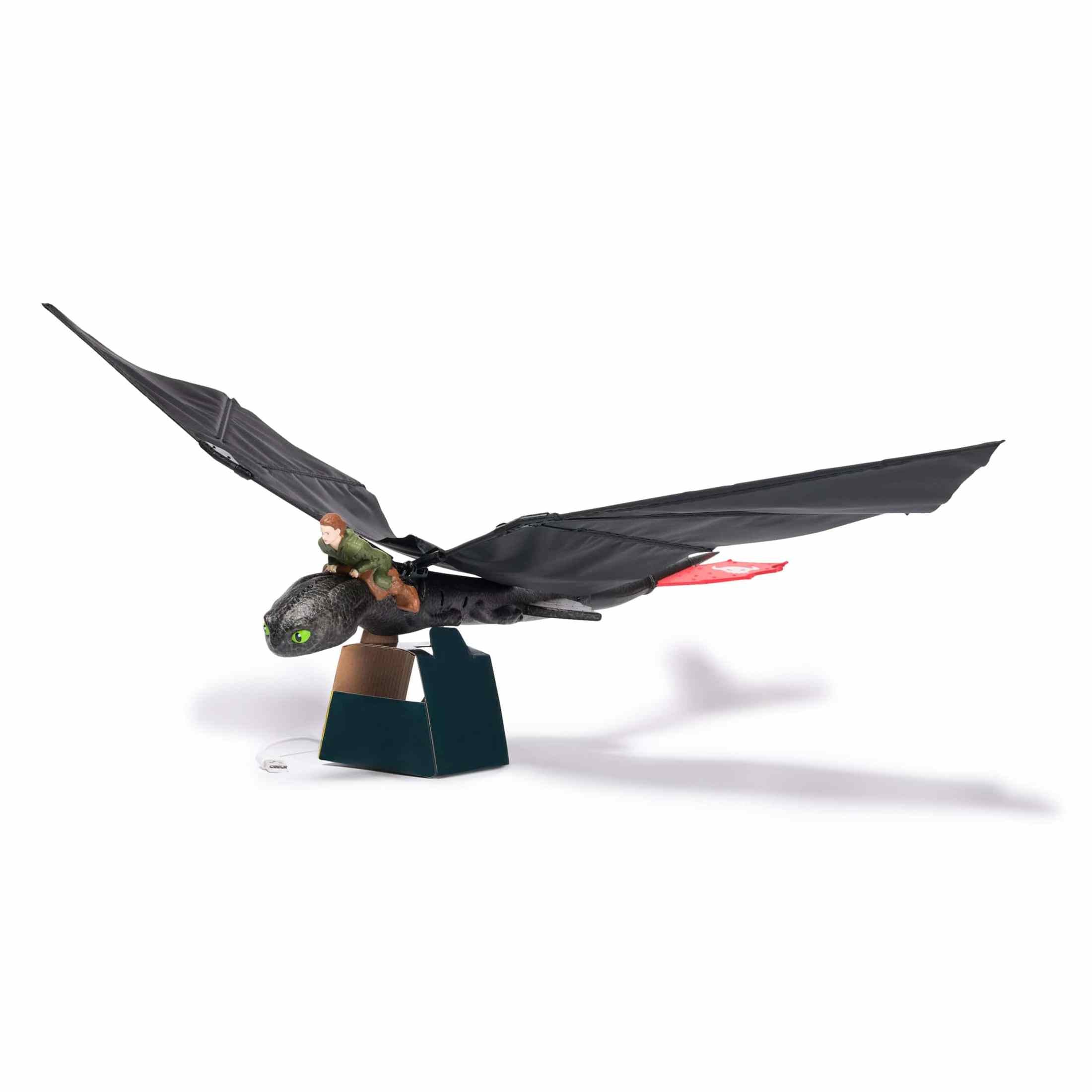 DreamWorks Dragons Real Flying Toothless Remote Toy