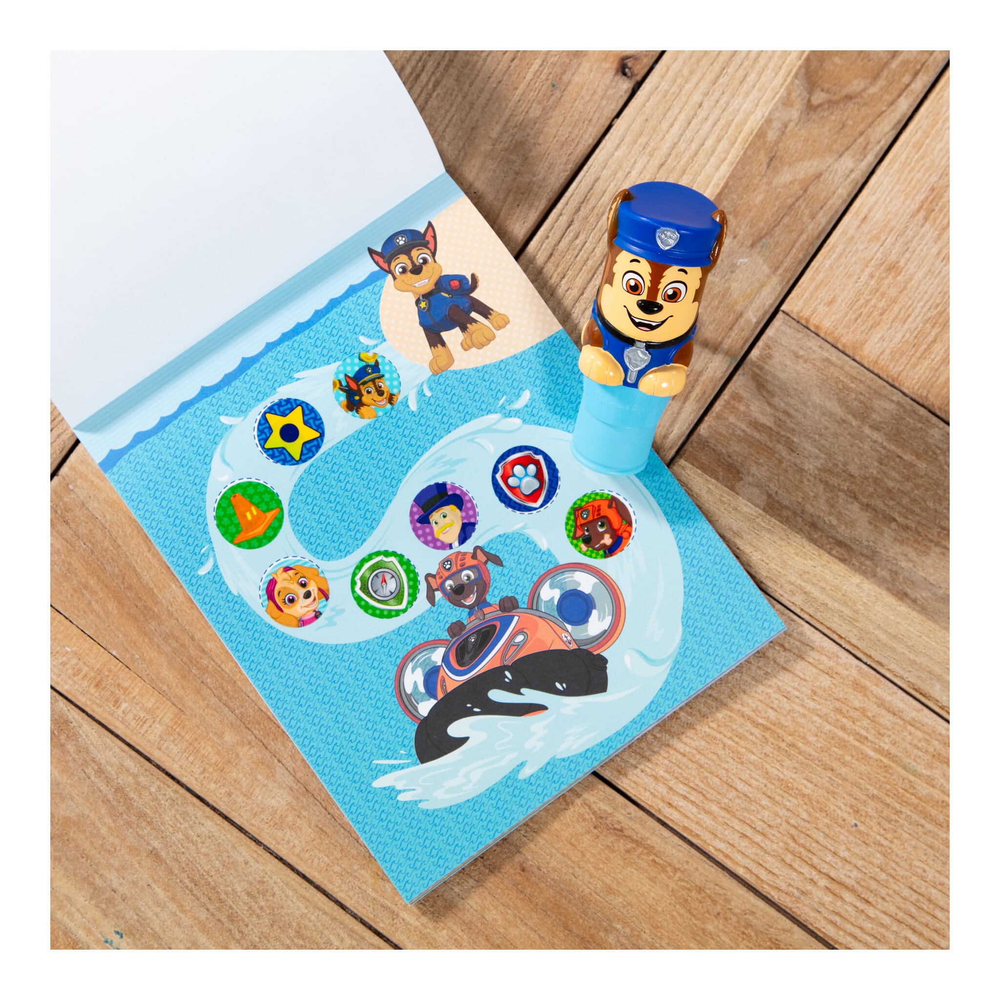 Melissa & Doug Sticker WOW! PAW Patrol Chase Activity Set 681147137608